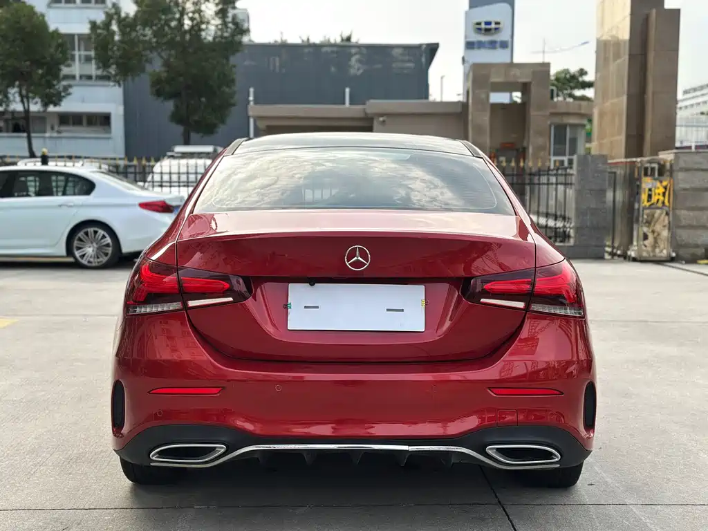 Mercedes-Benz A-Class 2019 A 200 L Sports Sedan купить на сайте DeffCars