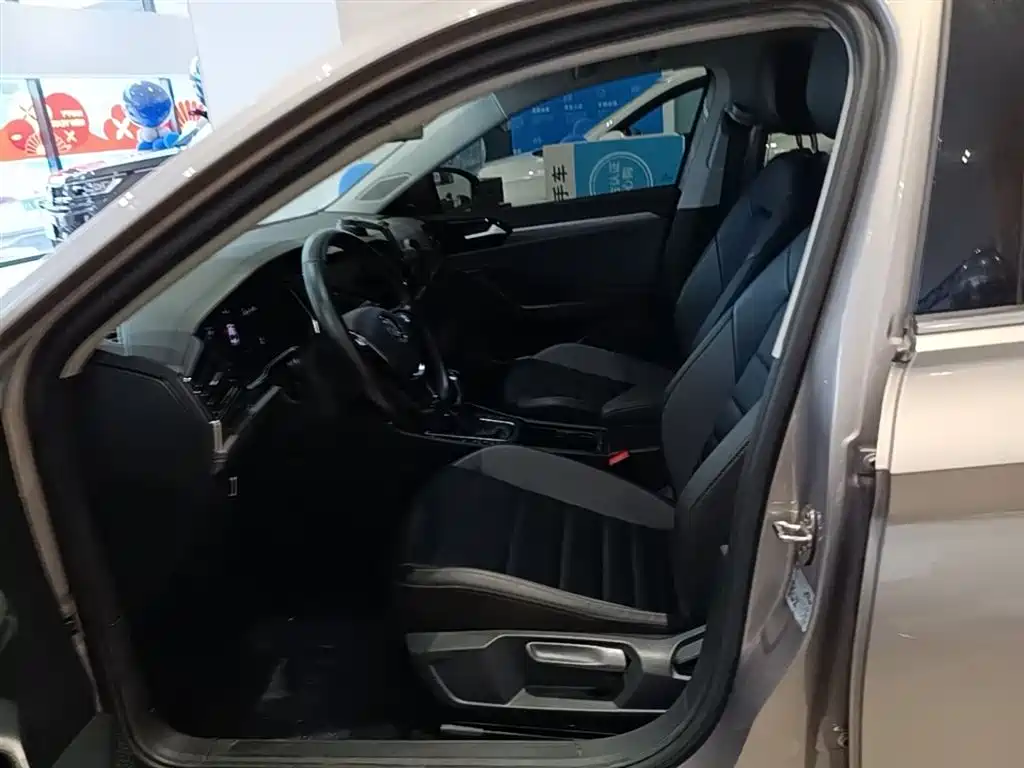 Sagitar 2022 280TSI DSG Flyover Edition купить на сайте DeffCars
