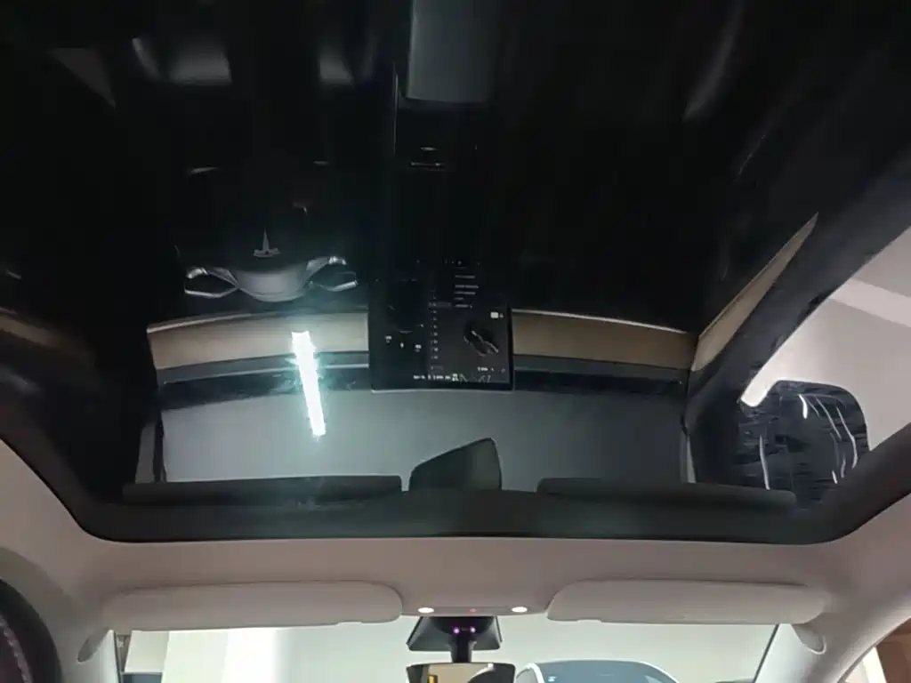 Model Y 2022 rear-wheel drive version купить на сайте DeffCars