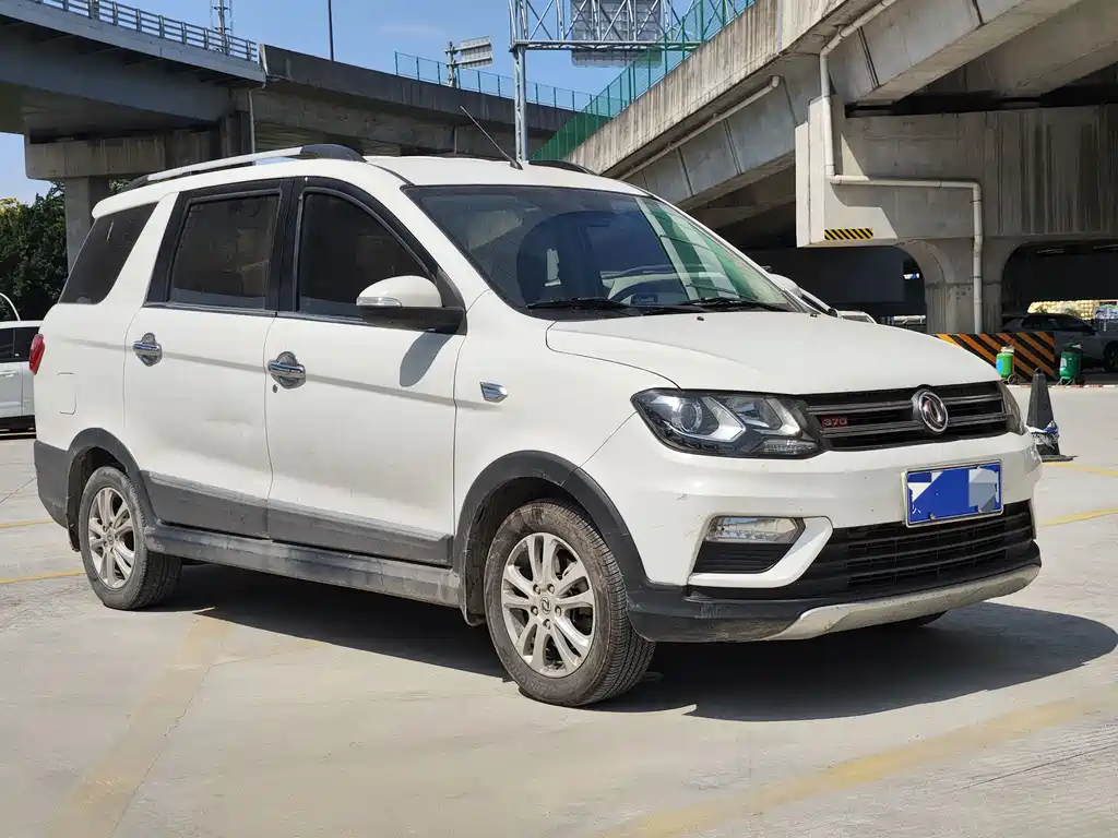Fengguang 370 2016 model 1.5L manual standard SFG15-02 7 seats купить на сайте DeffCars