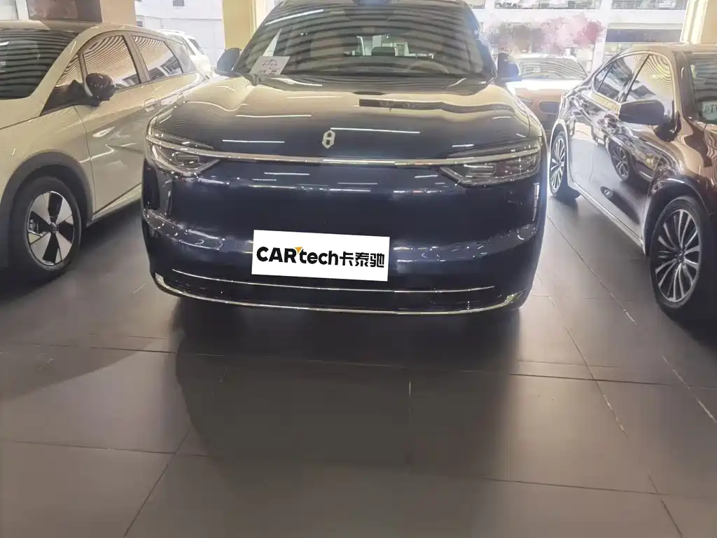 Wenjie M7 2026 extended range Max four-wheel drive version 5 seats купить на сайте DeffCars