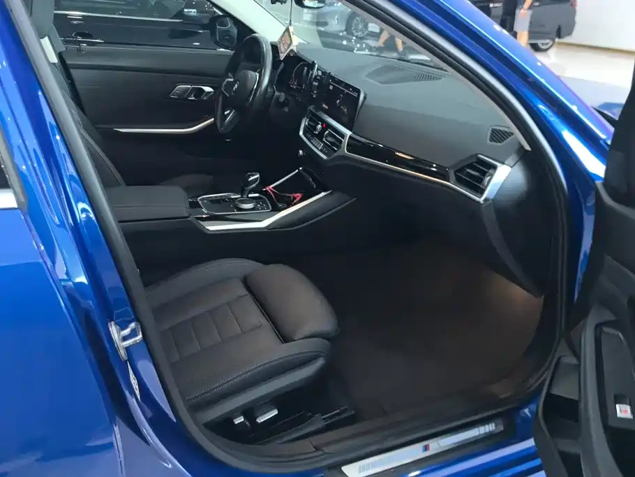 BMW 3 Series 2020 320Li M Sports Package купить на сайте DeffCars