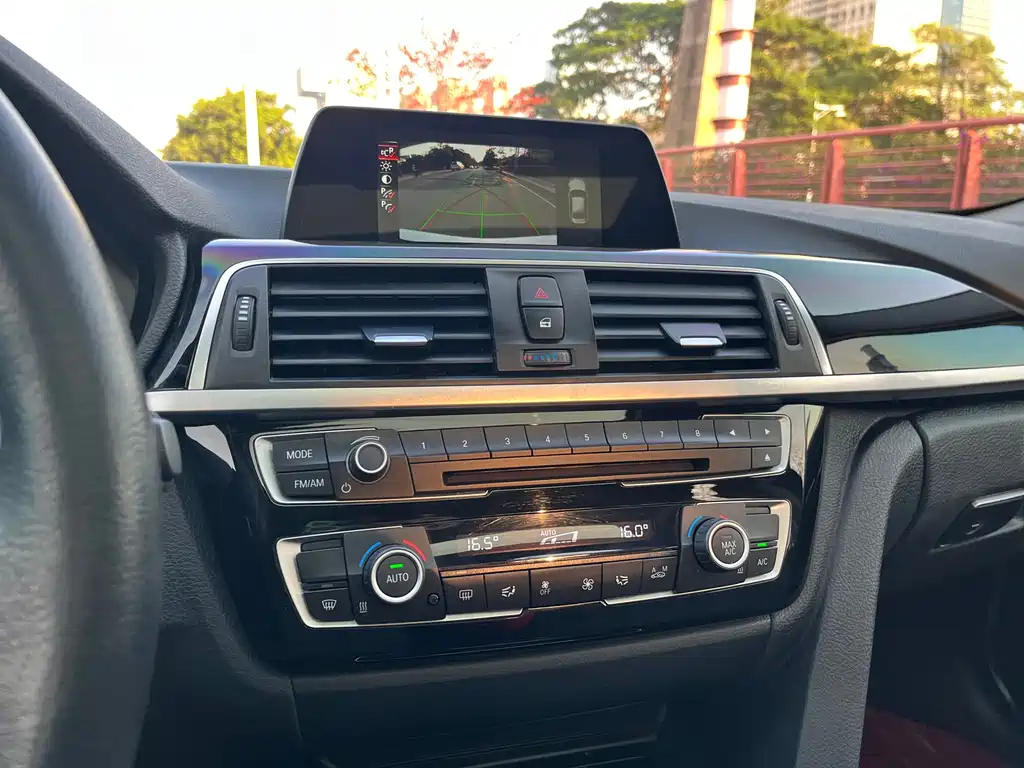 BMW 3 Series 2017 320Li M Sports купить на сайте DeffCars
