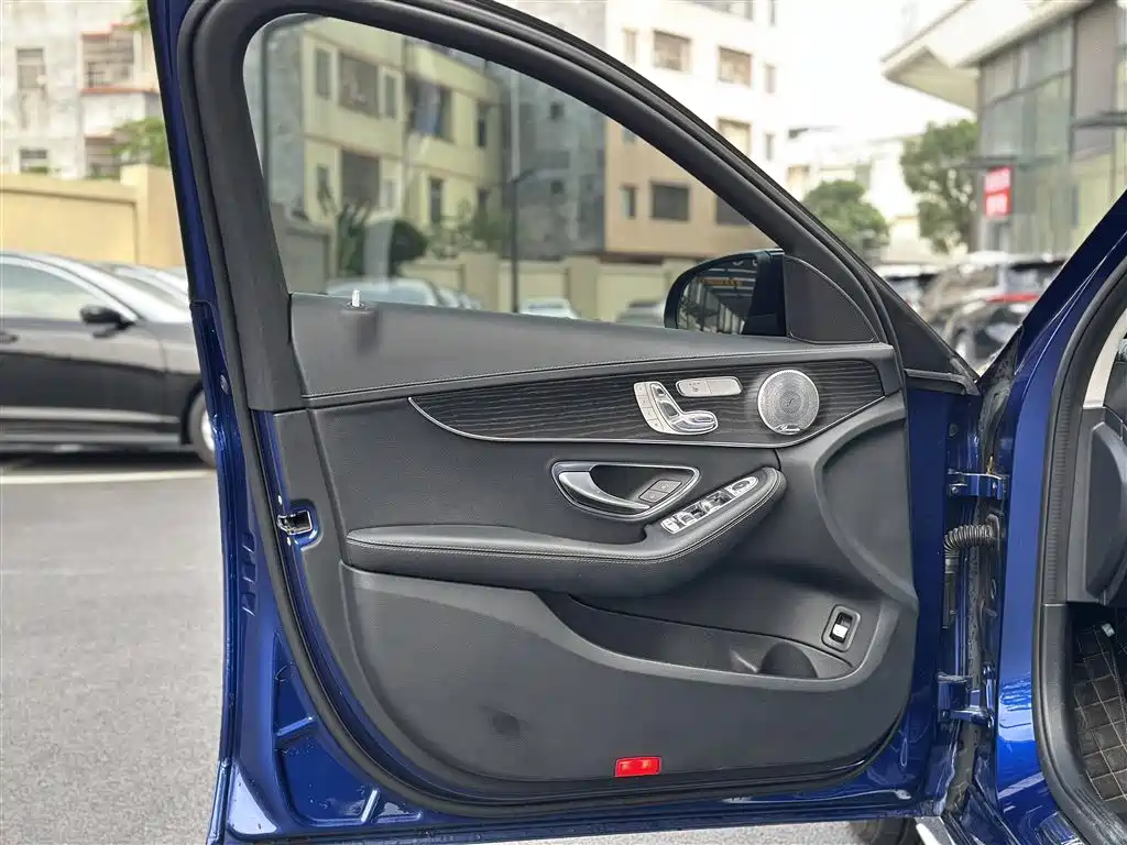 Mercedes-Benz C-Class 2021 C 260 L Sports Star Collection Edition купить на сайте DeffCars
