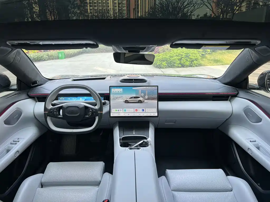 Lynk & Co Z10 2025 95kWh 702km four-wheel drive Halo купить на сайте DeffCars