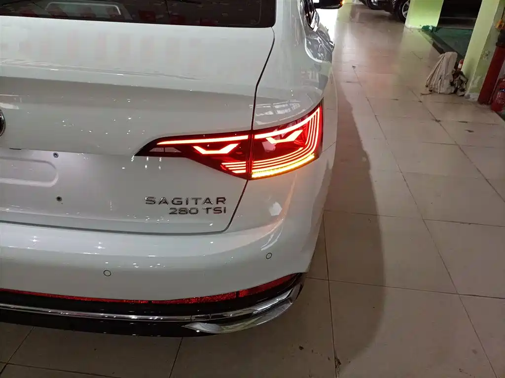 Sagitar 2023 280TSI DSG surpasses Lite version купить на сайте DeffCars