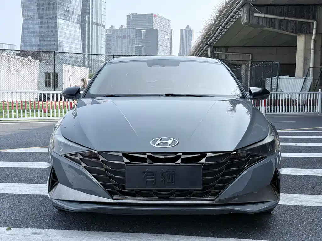 Elantra 2021 1.5L CVT LUX Premium Edition купить на сайте DeffCars