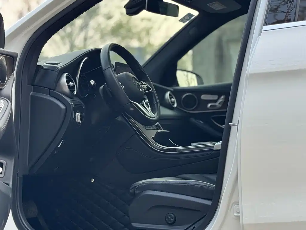Mercedes-Benz GLC 2020 facelift GLC 260 L 4MATIC luxury model купить на сайте DeffCars
