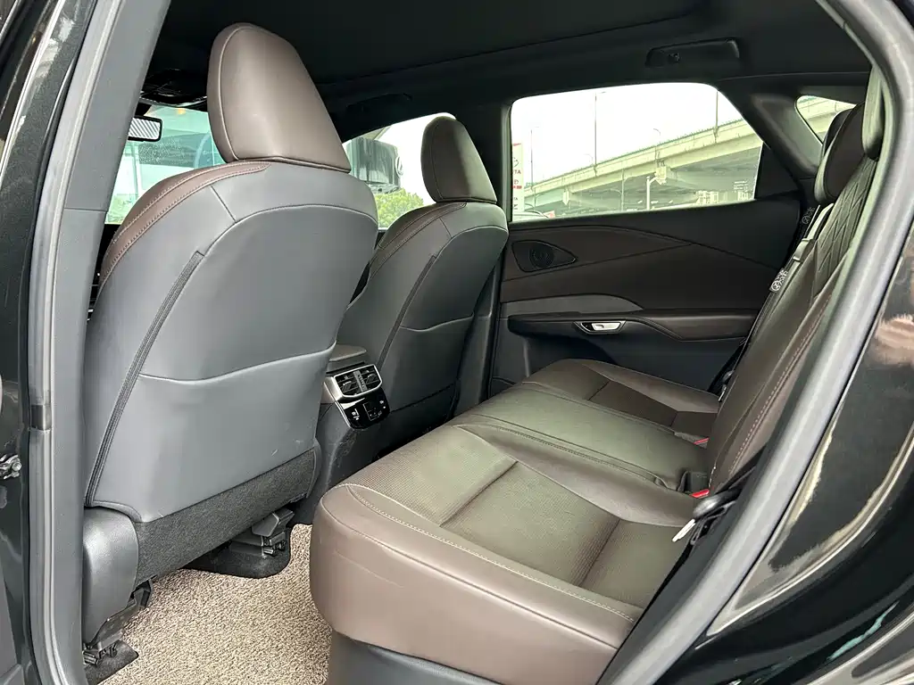 Lexus RX New Energy 2023 450h+ Four-wheel Drive Enjoyment Edition купить на сайте DeffCars