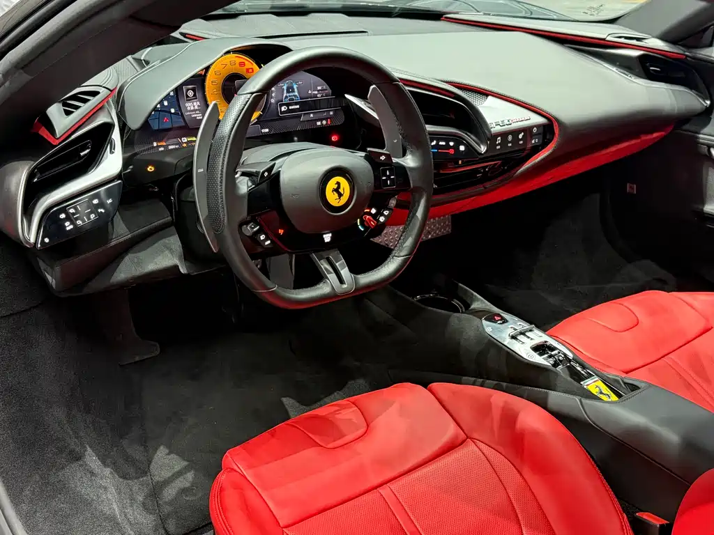 SF90 2020 3.9T V8 Stradale купить на сайте DeffCars