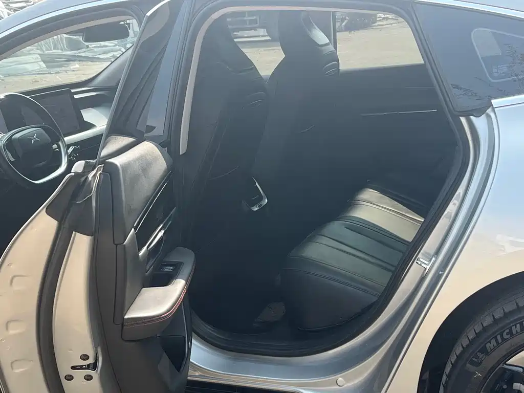 Xpeng P7 2022 480E купить на сайте DeffCars