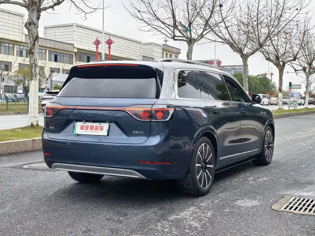 Wenjie M9 2024 extended range Ultra version 42kWh 6-seater version купить на сайте DeffCars