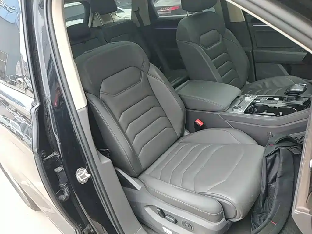 Touareg 2021 2.0TSI Ruishang Edition купить на сайте DeffCars