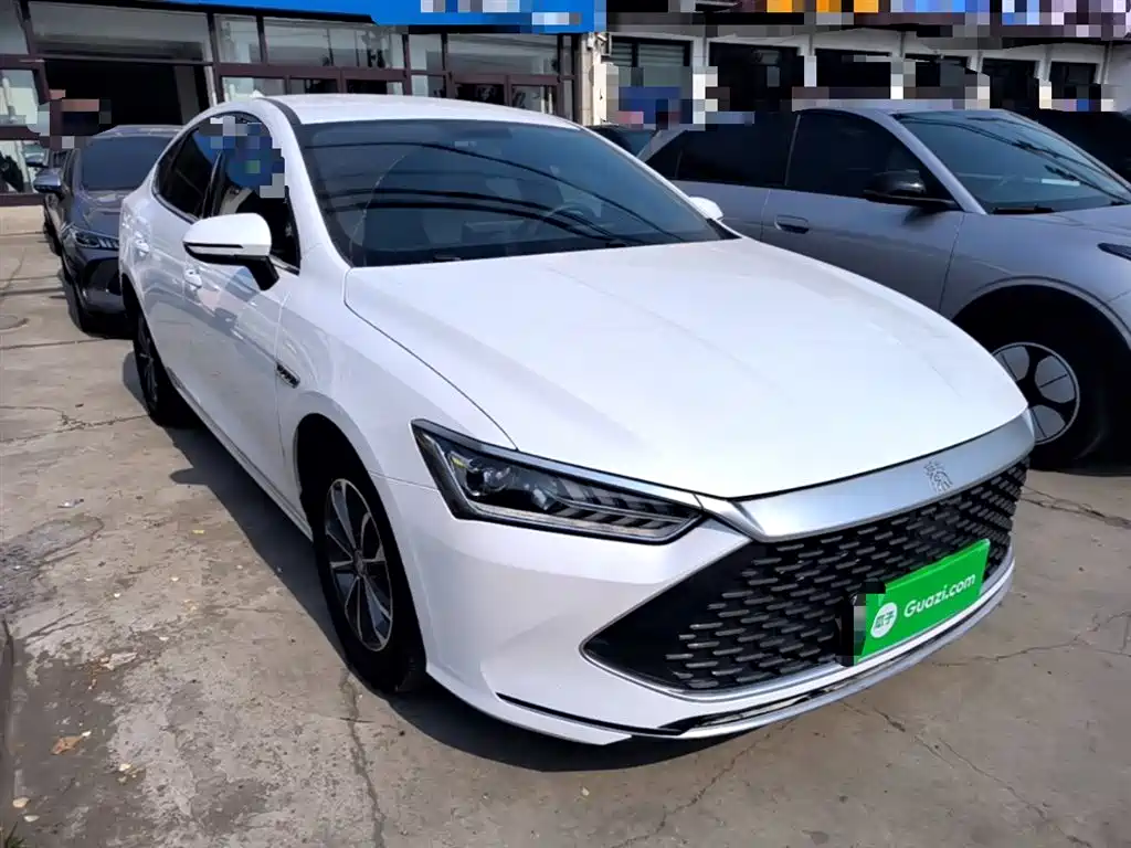Qin PLUS 2024 Honor Edition DM-i 55KM Leading Model купить на сайте DeffCars