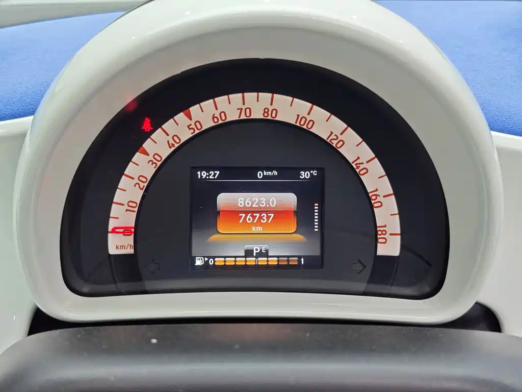 smart fortwo 2016款 0.9T 66千瓦敞篷极致版 купить на сайте DeffCars