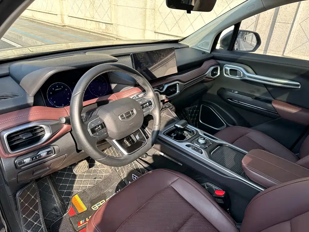 Haoyue 2022 1.8TD DCT luxury model 7 seats купить на сайте DeffCars
