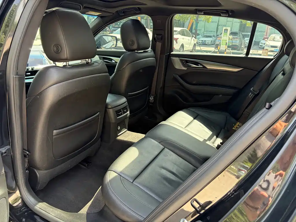 Cadillac CT5 2021 28T luxury model купить на сайте DeffCars