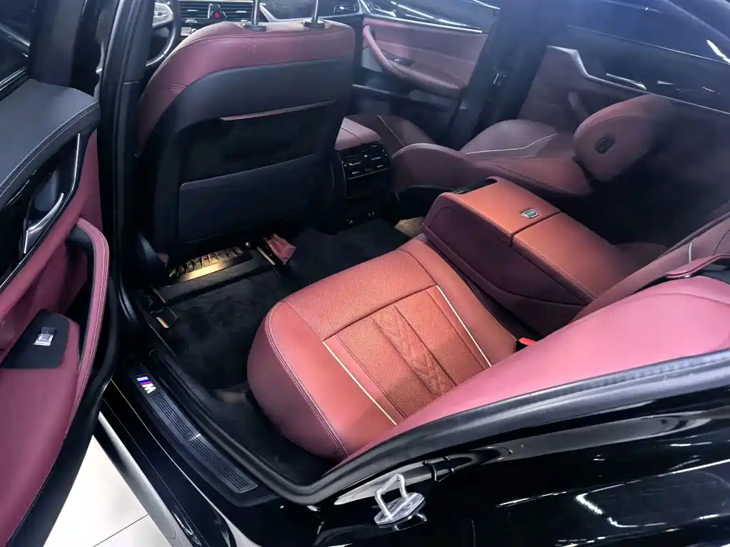 BMW 5 Series 2022 525Li M Sports Package купить на сайте DeffCars