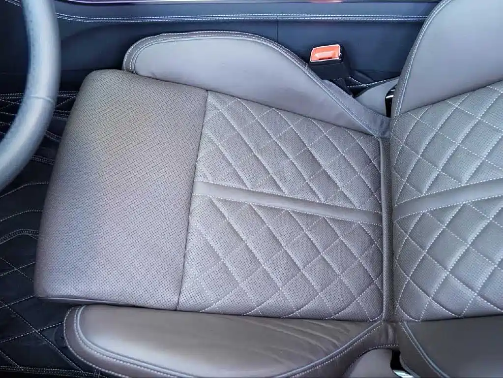 Audi A8 2024 A8L 55 TFSI quattro flagship model купить на сайте DeffCars