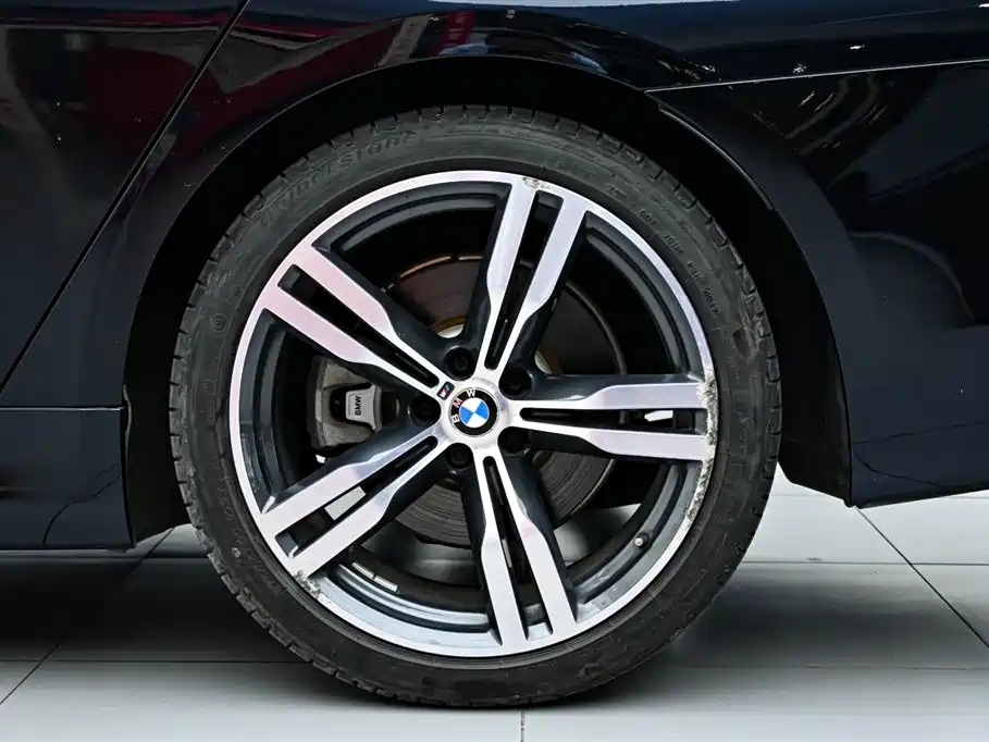 BMW 7 Series 2018 740Li xDrive Exclusive M Sports Package купить на сайте DeffCars