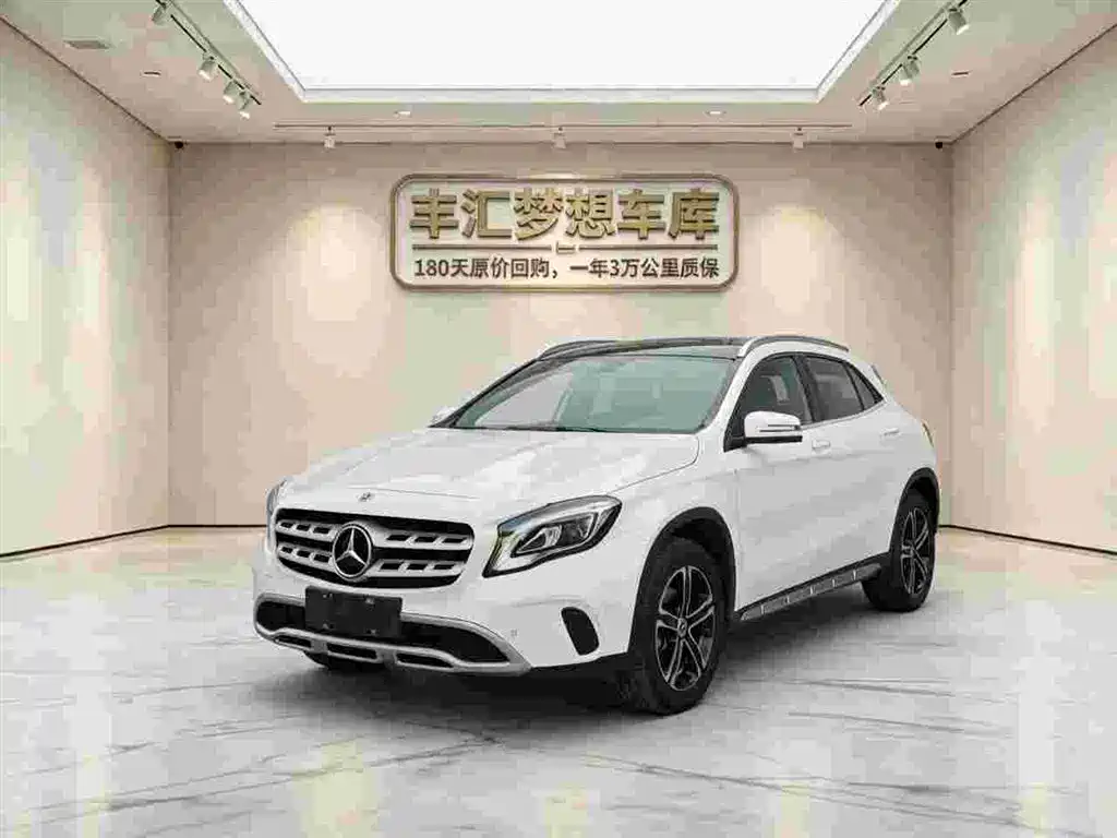 Mercedes-Benz GLA 2018 GLA 200 Fashion Model купить на сайте DeffCars