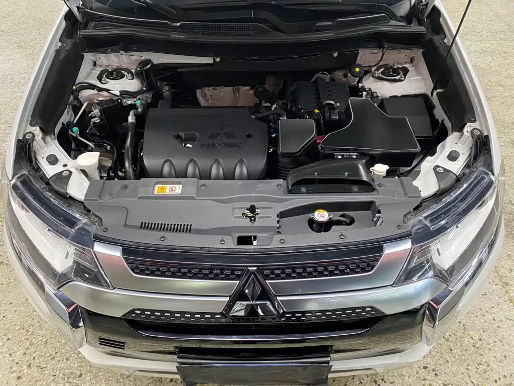 Outlander 2021 2.0L 2WD Smooth Edition 5 seats купить на сайте DeffCars