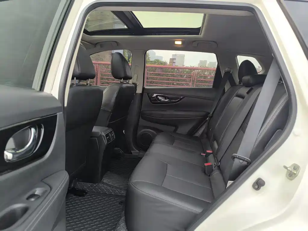 X-Trail 2023 Classic 2.0L 2WD Intelligent Link Premium Edition купить на сайте DeffCars