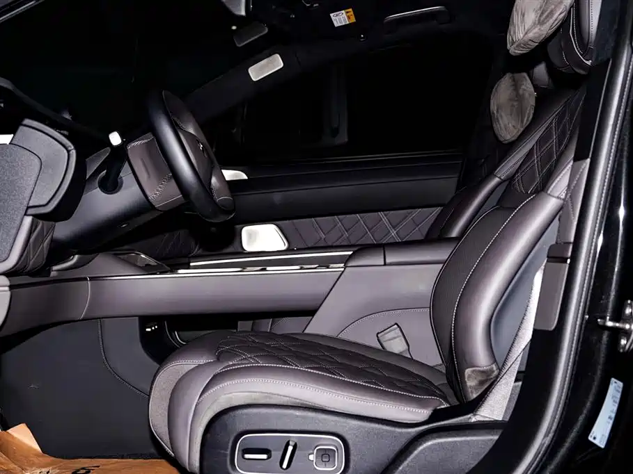 NIO ET9 2025 model 102kWh first limited edition купить на сайте DeffCars