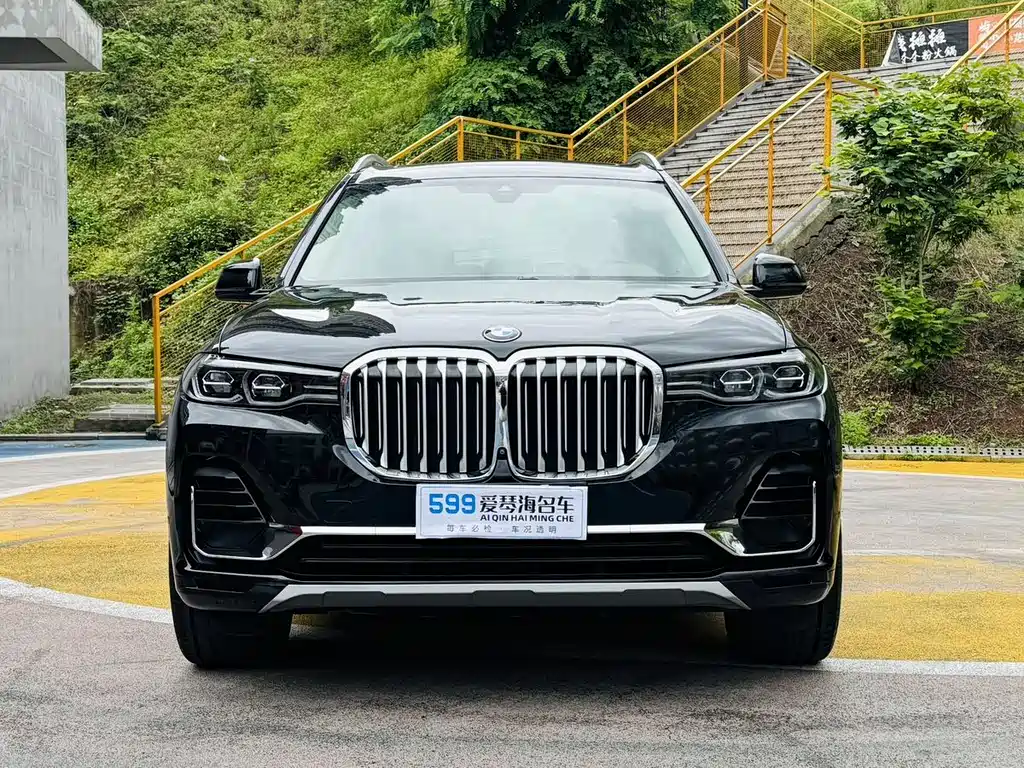 BMW X7 2021 xDrive40i Leading Luxury Package купить на сайте DeffCars