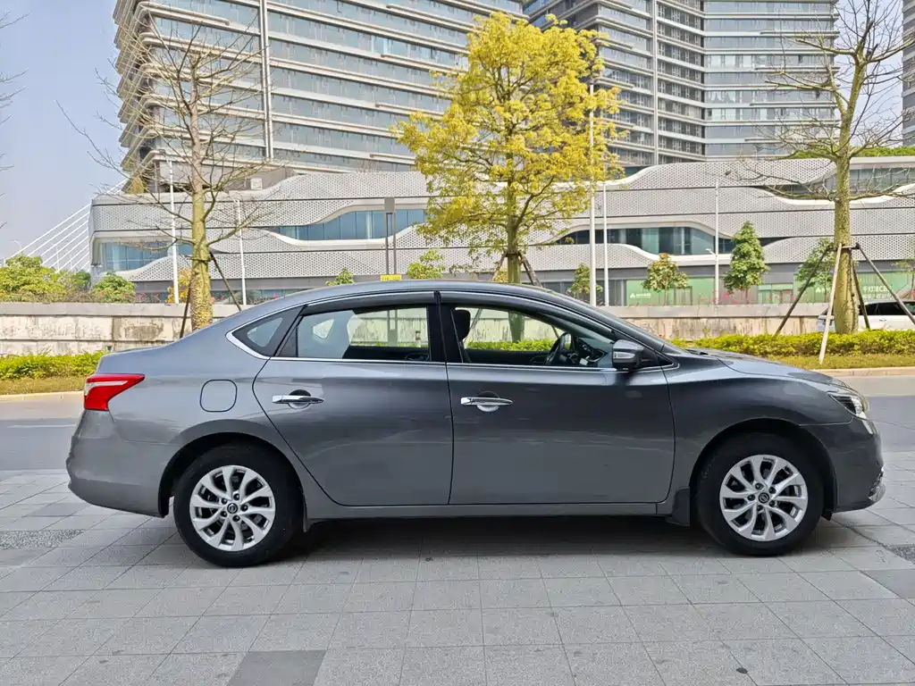 Sylphy 2018 1.6XV CVT Exclusive Edition купить на сайте DeffCars