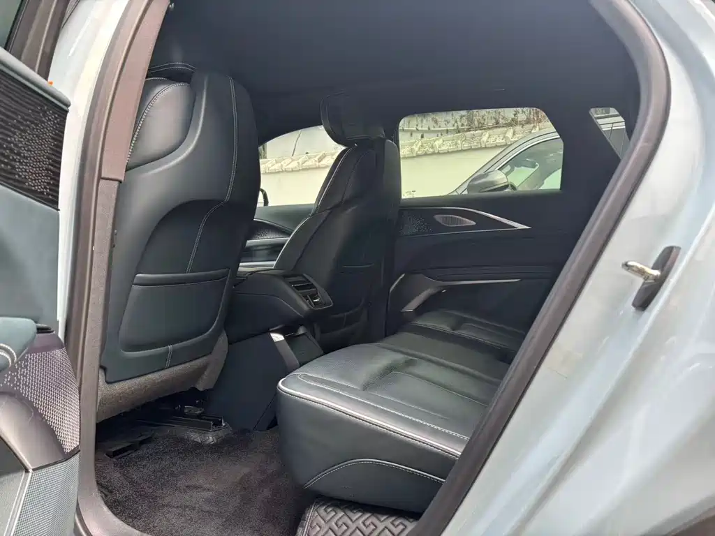 IQ Ruige 2022 Rear Drive Long Range Premium Edition купить на сайте DeffCars