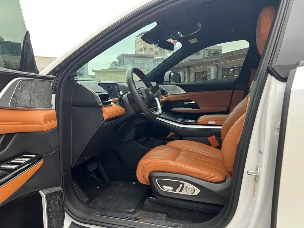 Xpeng G9 2022 model 702 Max купить на сайте DeffCars