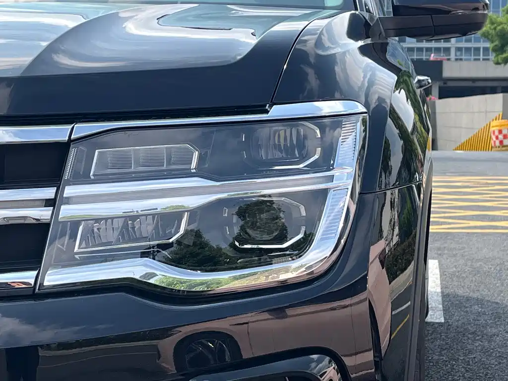Touron 2023 330TSI two-wheel drive luxury version купить на сайте DeffCars