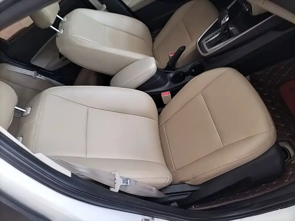 Escort 2017 facelift 1.5L automatic comfort type купить на сайте DeffCars