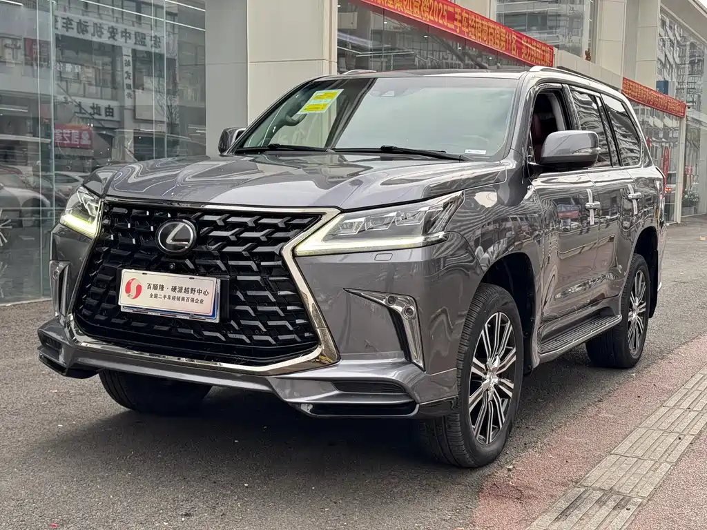 Lexus LX 2017 570 Premium Luxury Edition купить на сайте DeffCars