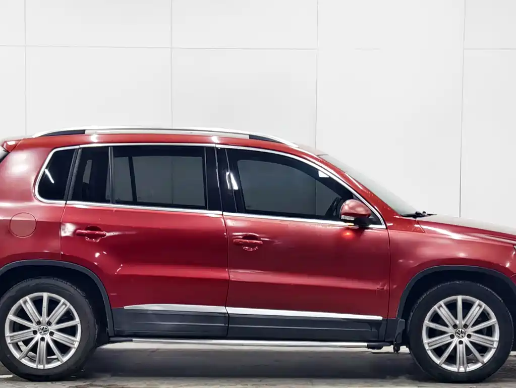 Tiguan 2013 1.8TSI automatic four-wheel drive luxury model купить на сайте DeffCars