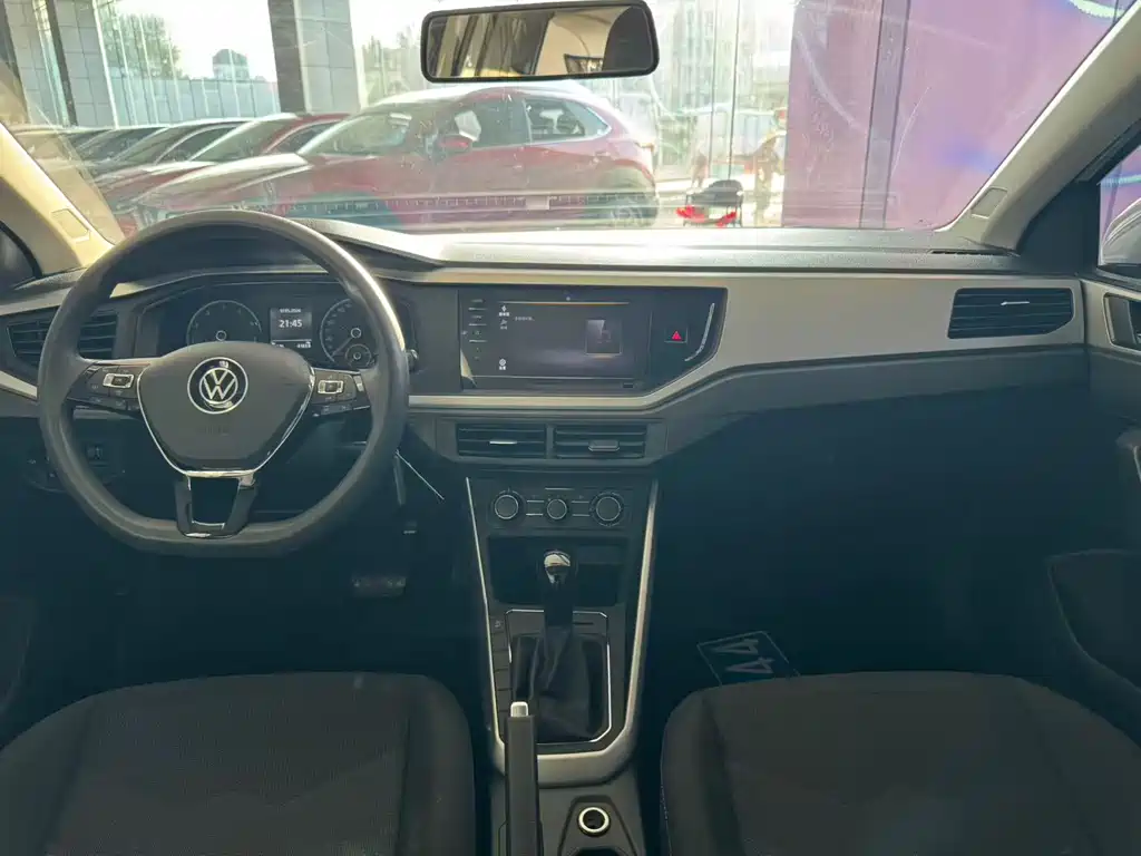 Polo 2022 Plus 1.5L automatic indulgence version купить на сайте DeffCars