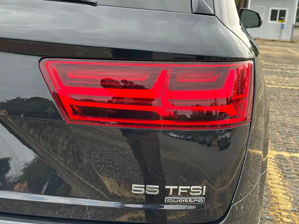 Audi Q7 2019 55 TFSI Technology купить на сайте DeffCars