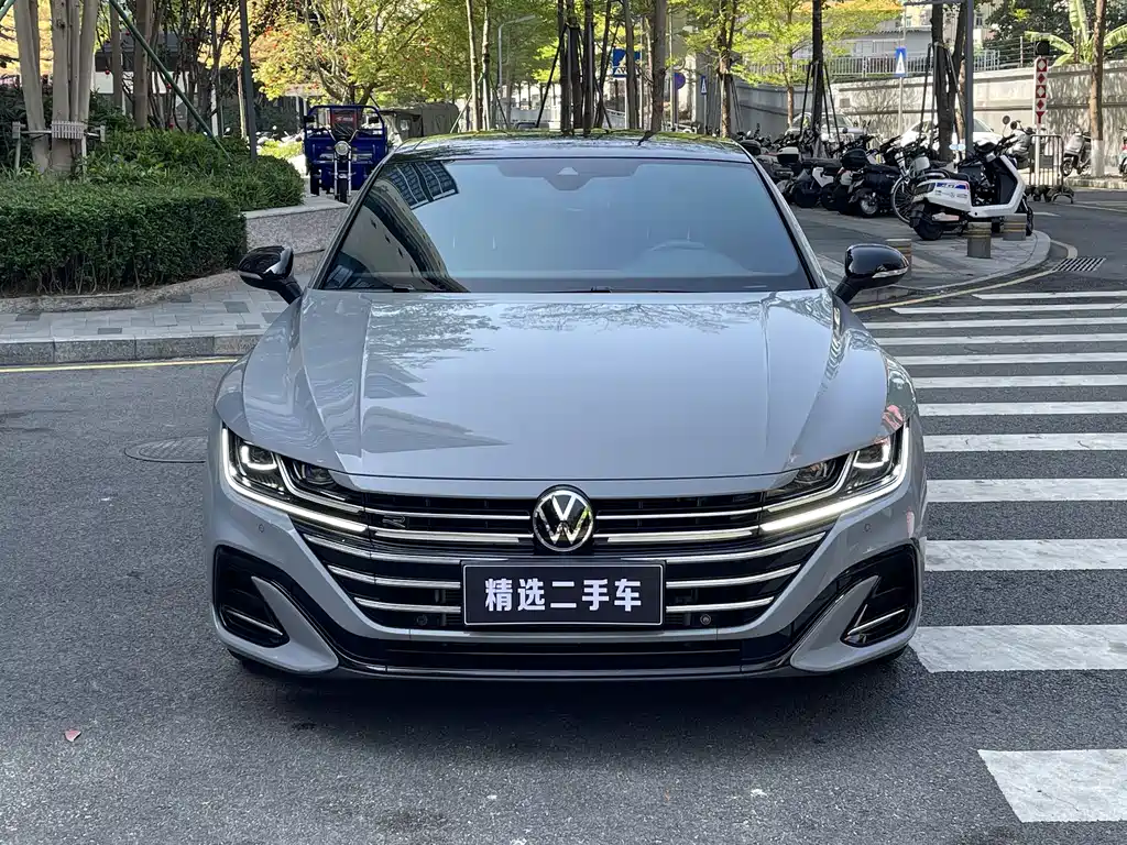 FAW-Volkswagen CC 2023 380TSI eye-catching version купить на сайте DeffCars
