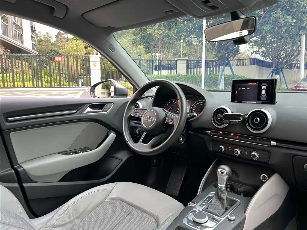 Audi A3 2020 Limousine 35 TFSI Fashion Type National V купить на сайте DeffCars
