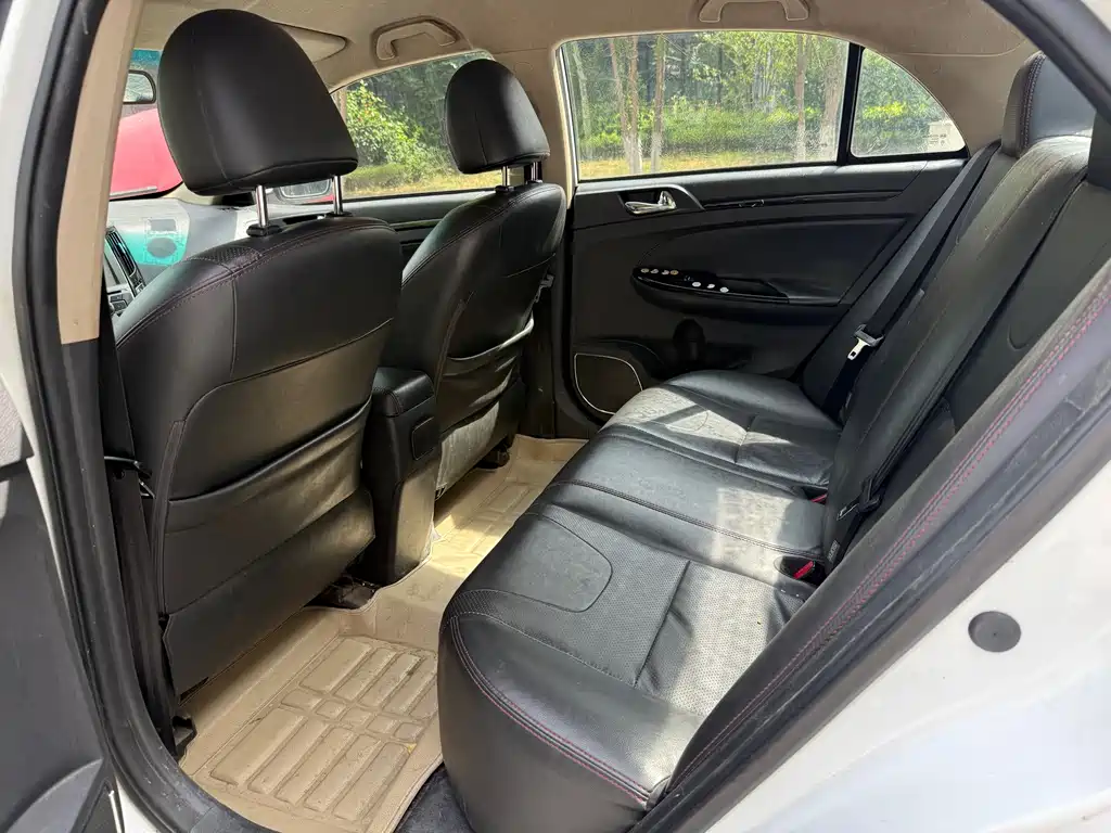 F5 (Si Rui) 2014 1.5L Automatic Comfort Edition купить на сайте DeffCars