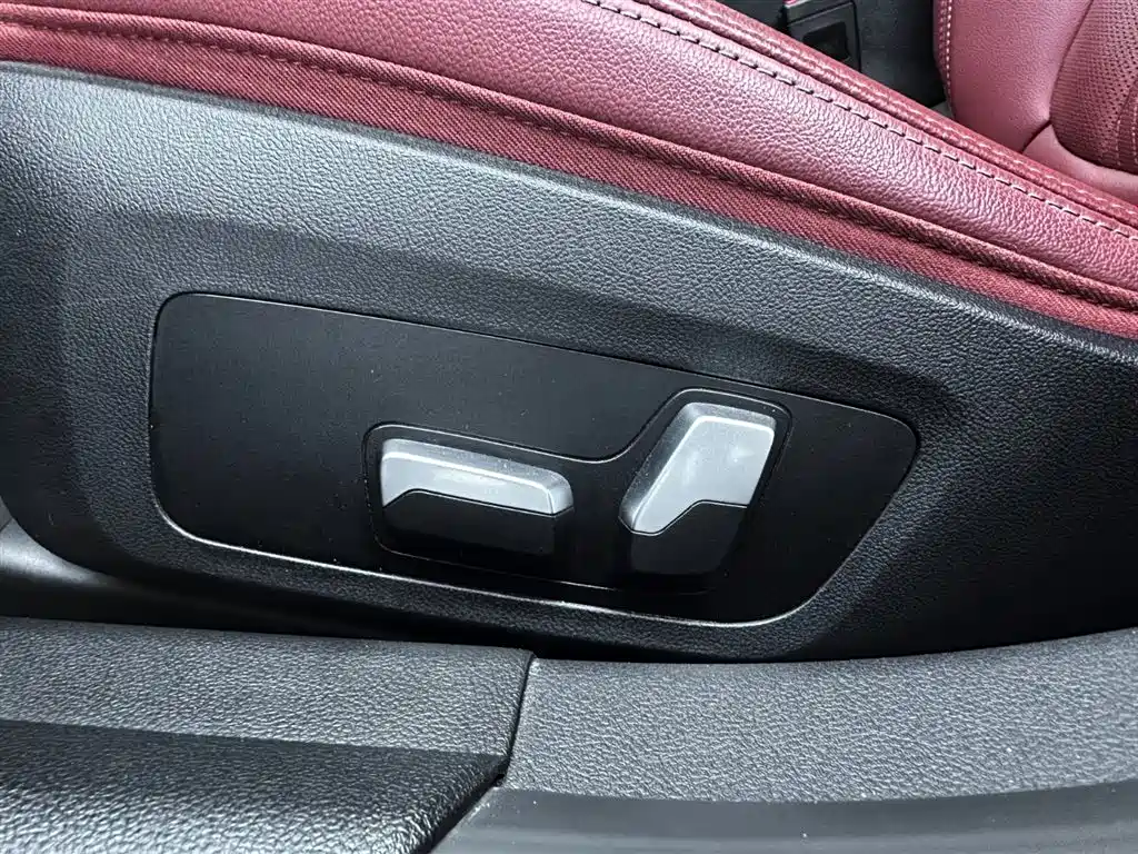 BMW 3 Series 2023 320Li M Sports Package купить на сайте DeffCars