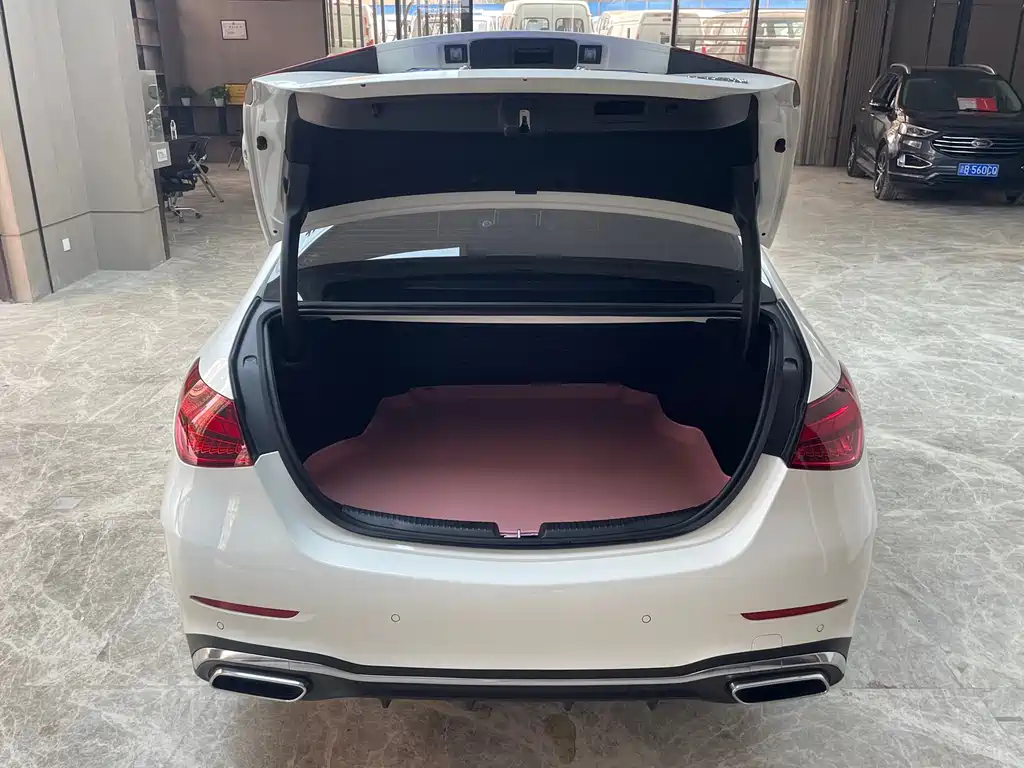 Mercedes-Benz C-Class 2024 C 260 L Sports Edition купить на сайте DeffCars