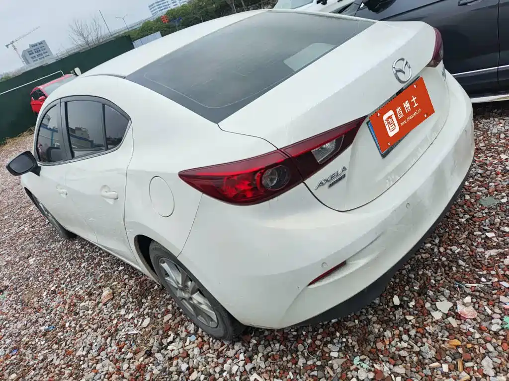 Mazda3 Angkesela 2017 Sedan 1.5L Manual Comfort Type National V купить на сайте DeffCars