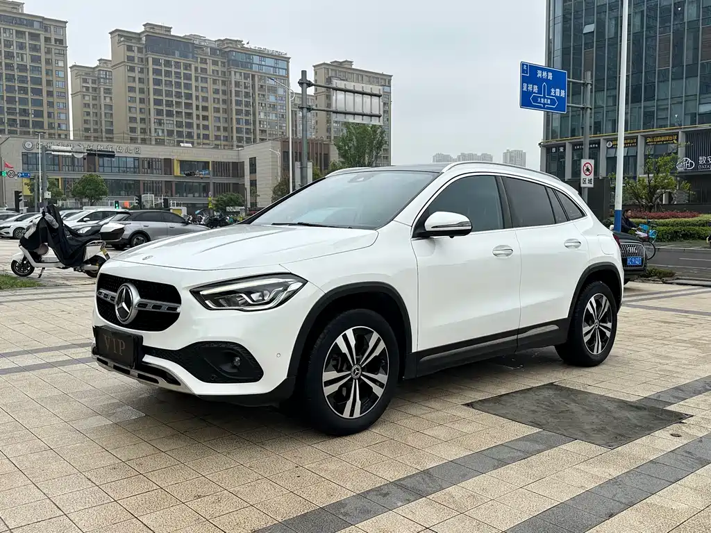 Mercedes-Benz GLA 2023 GLA 220 купить на сайте DeffCars