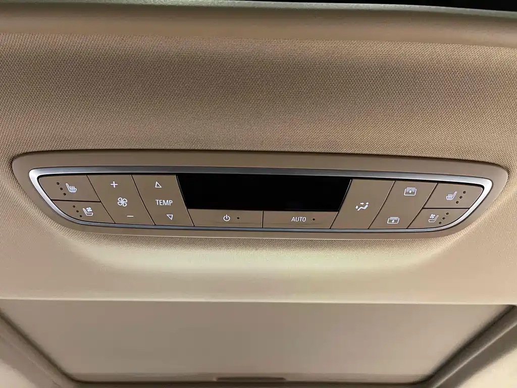 Buick GL8 2018 ES 28T luxury model National VI купить на сайте DeffCars