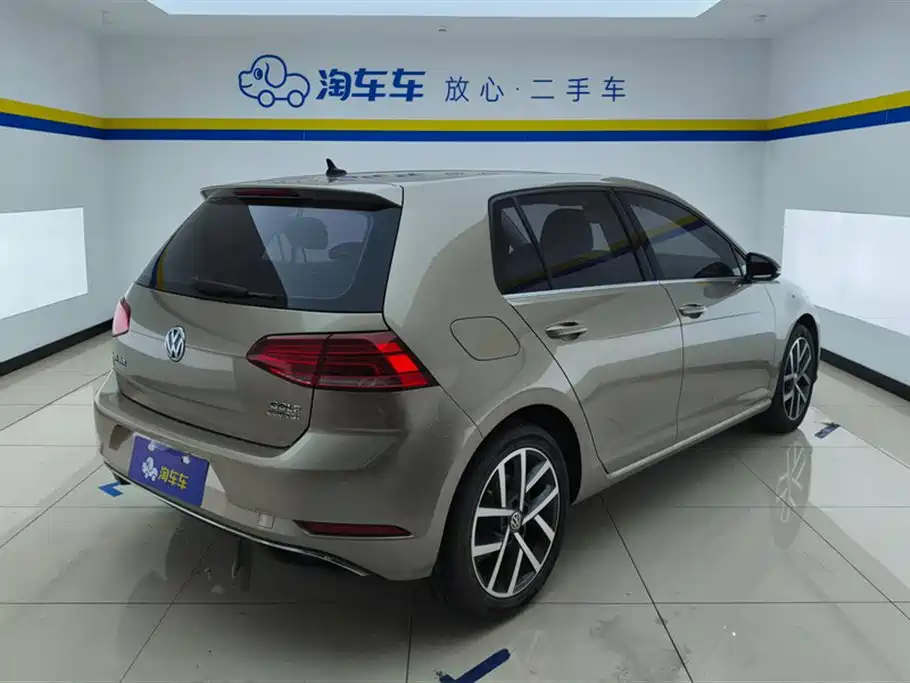 Golf 2020 Beloved Edition 280TSI DSG Comfort Type купить на сайте DeffCars