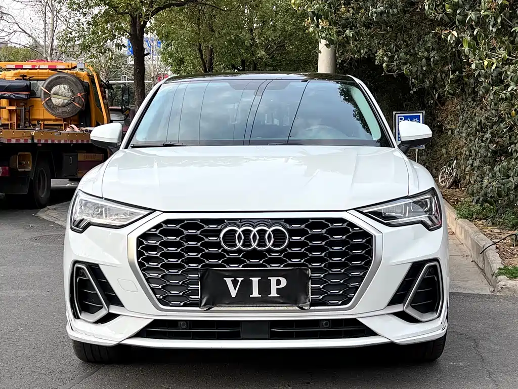 Audi Q3 Sportback 2020 40 TFSI Fashion купить на сайте DeffCars
