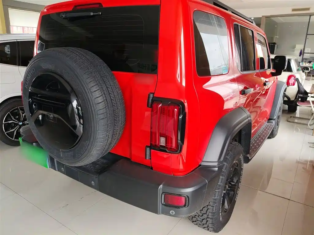 Tank 300 2021 Off-Road Version 2.0T Challenger купить на сайте DeffCars