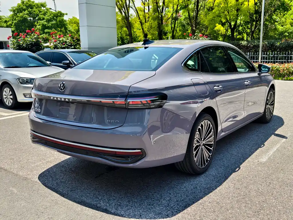 Passat 2025 Pro 380TSI Dragon Edition купить на сайте DeffCars